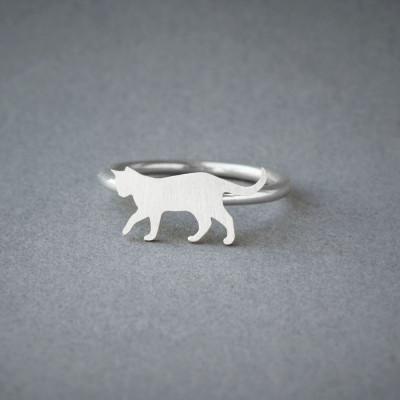 Personalised Dog Breed and Cat Shorthaired Ring, Silver, Gold and Rose Plated