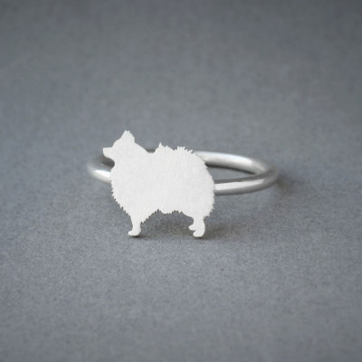 Pomeranian Dog Breed Ring in Silver, Gold, or Rose Plating