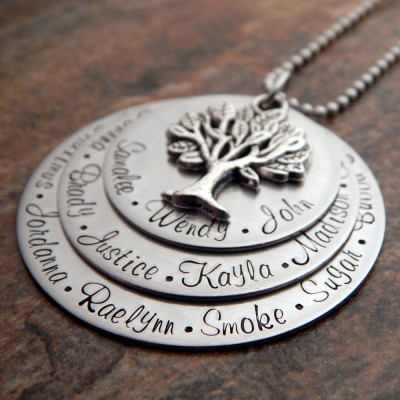 Personalised Family Tree Necklace - Grandma Necklace with Names - Hand Stamped - Christmas Gift for Grandmother - Birthday Gift for Her