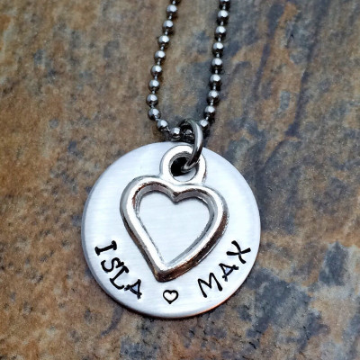 Personalized Name Necklace - Heart Charm - Mother's Necklace - Birthday Gift for Her - Christmas Gift for Mom - Anniversary Gift for Wife