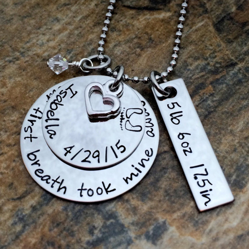 personalized jewelry for new mom