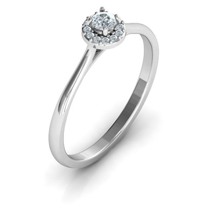 Luxury Halo Ring - Stunning Accessories for Special Occasions