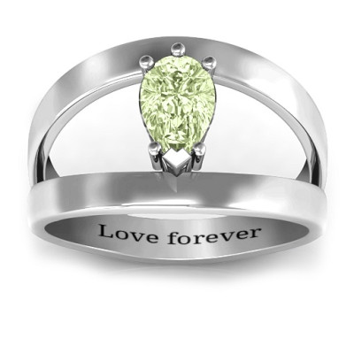 Pear-Shaped Sterling Silver Ring with Eye-Catching Flair