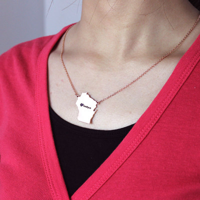 Personalised Wisconsin-Shaped Necklace with Heart Name in Rose Gold