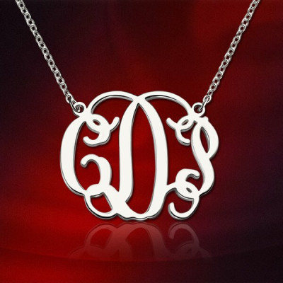 Custom Engraved Taylor Swift Monogram Pendant Necklace in Sterling Silver