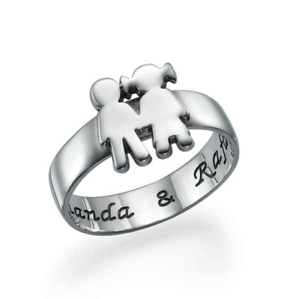 Sterling Silver Mum Ring with Kids Holding Hands