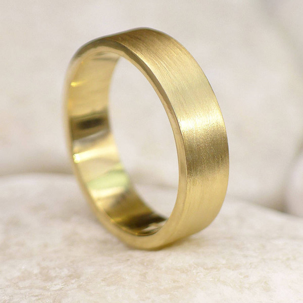 Men's Wedding Ring 18ct Gold Spun Silk Finish