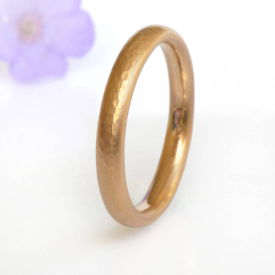 18ct Gold Hammered Comfort Fit Wedding Ring