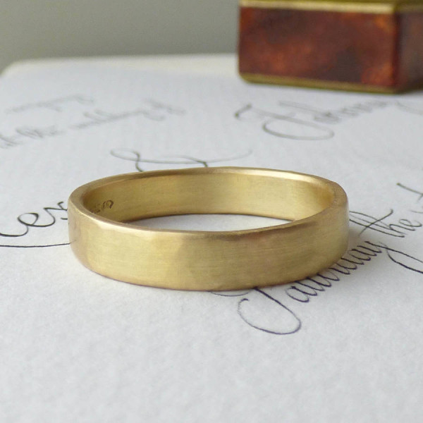 Mens Organic 18ct Gold Fairtrade Wedding Ring by Loki