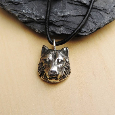 Sterling Silver Wolf Head Necklace - 18 Inch Chain