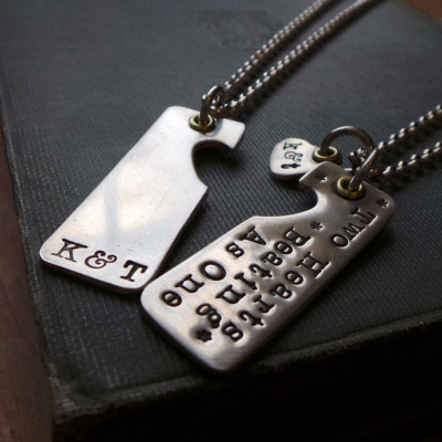 Stylish Couples Necklaces with Two Hearts Beating As One - Perfect for a Special Occasion