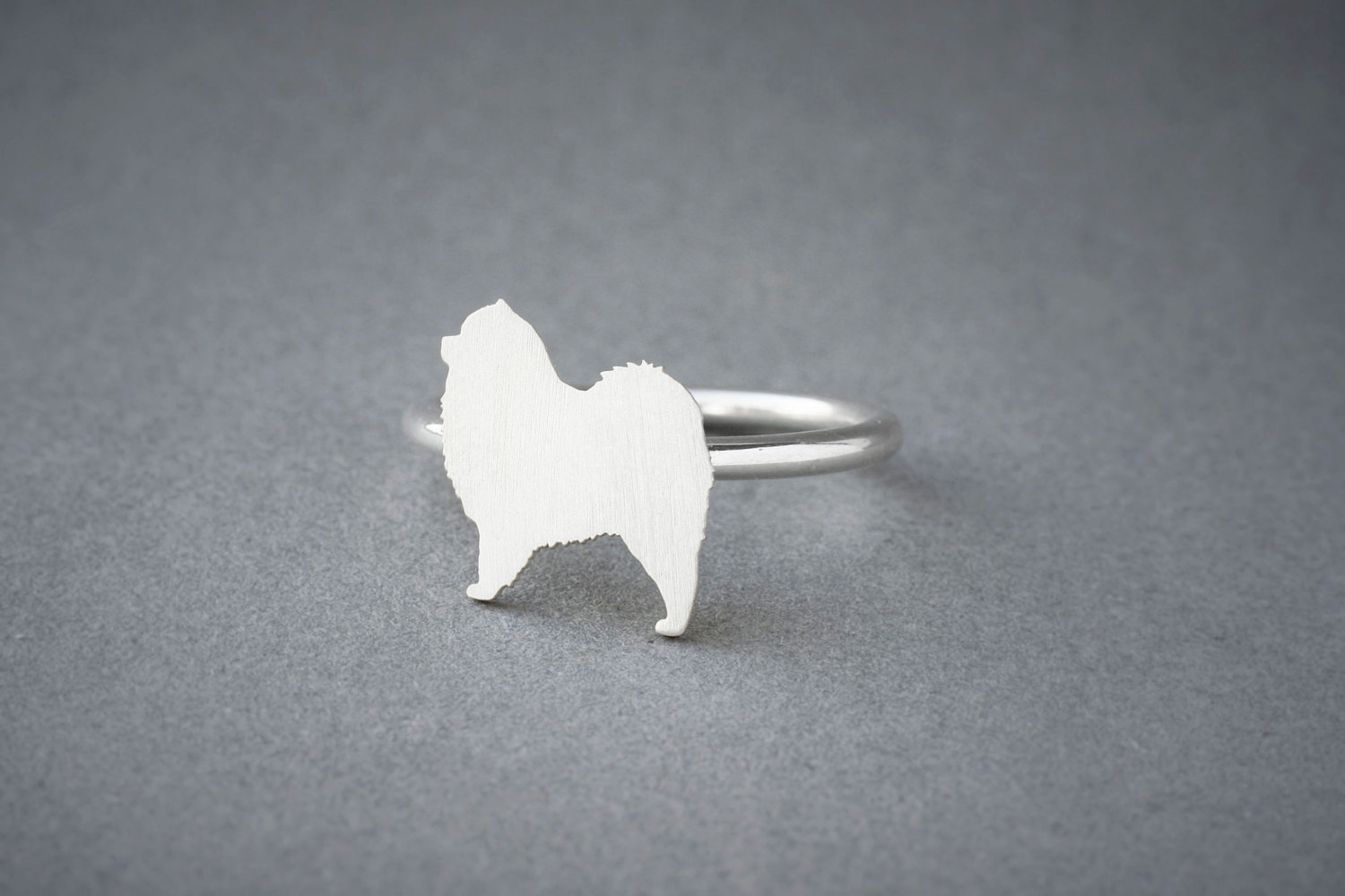 Dog Breed Ring in Silver, Gold or Rose Plated - Chow Chow Design
