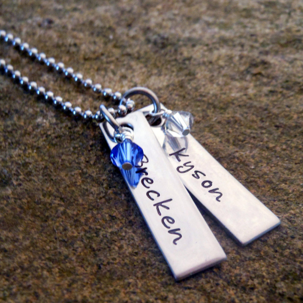 Personalised Name Bar Jewellery with Birthstones - Perfect Anniversary, Birthday & Christmas Gifts for Mom