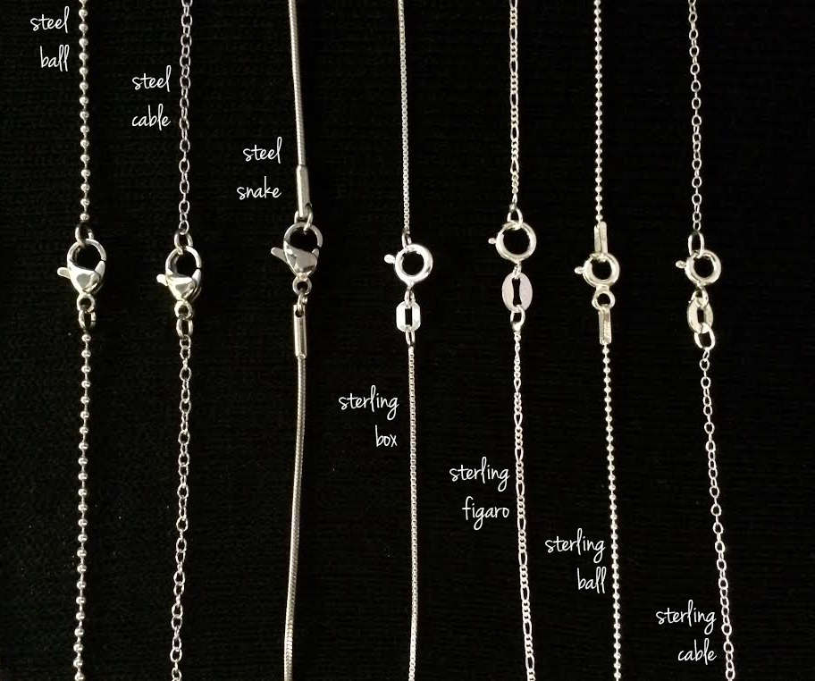 Engraved Personalised Paw Print Necklace - Dog Name, Cat Name - Gift for Her - Birthday, Always in My Heart Charm - Jewellery Gift Women