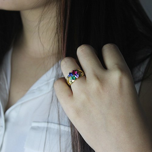 18ct Gold Plated Family Ring w/ 4 Clover Hearts - Perfect for Mom
