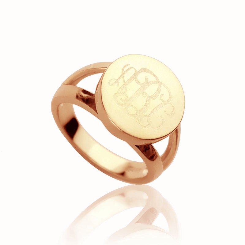 Women's Rose Gold Signet Monogrammed Circle Ring